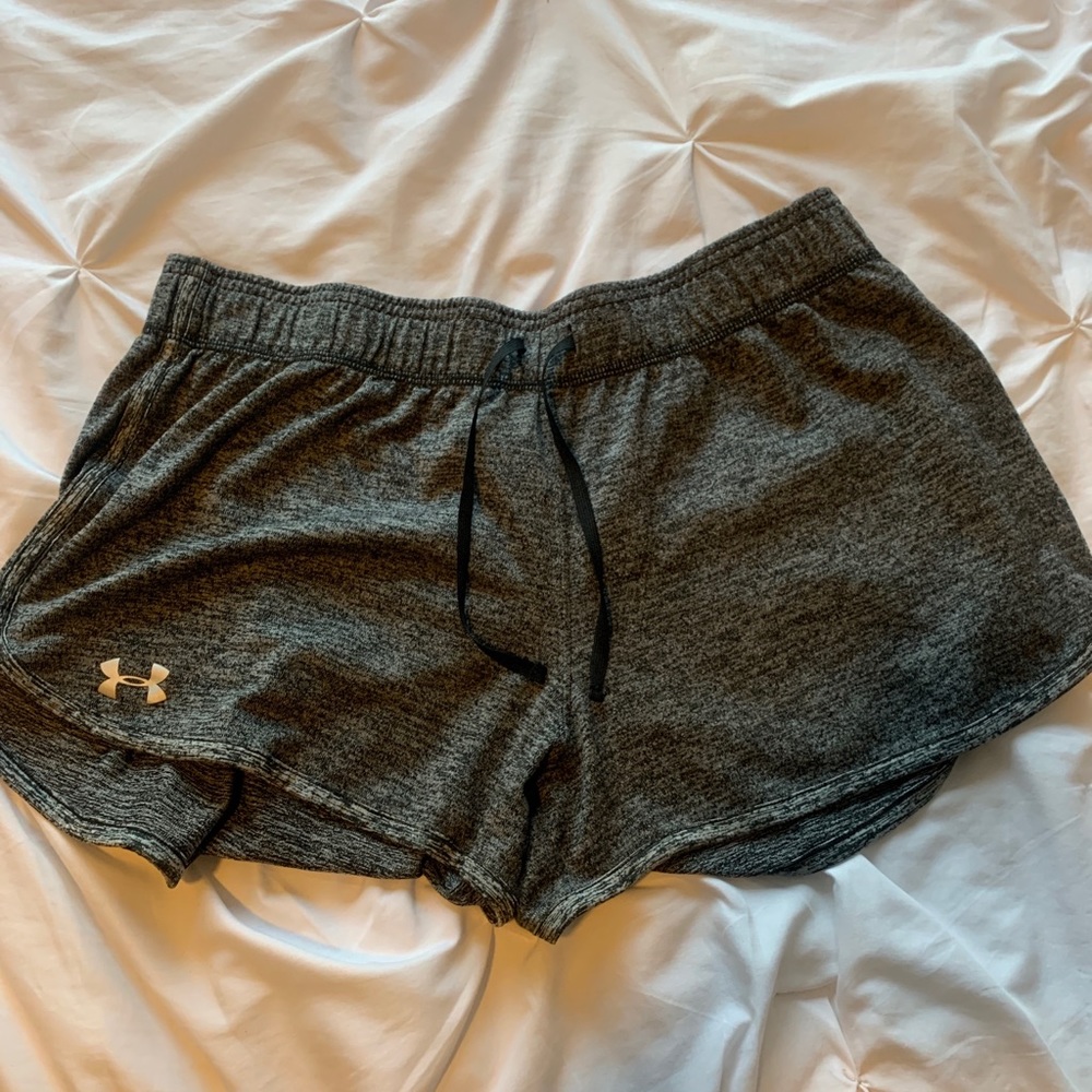 Grey Under Armour Athletic Shorts Size L